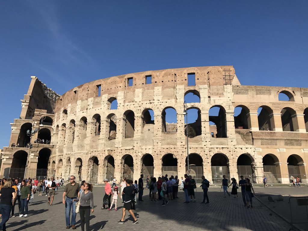 驚きのコロッセオの技術！ローマに来たなら絶対行きたいコロッセオ | Sightseeing Notes