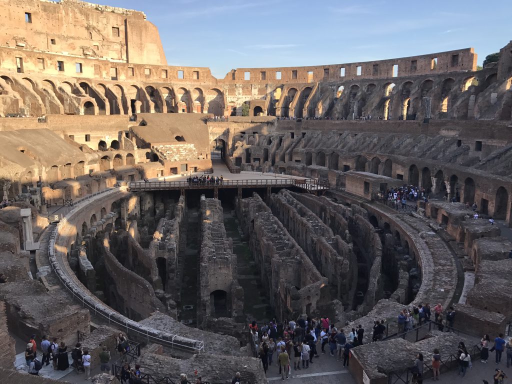 驚きのコロッセオの技術！ローマに来たなら絶対行きたいコロッセオ | Sightseeing Notes